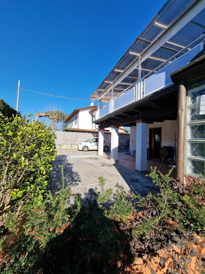 Tra Forte Dei Marmi E Marina Di Massa - Il Melograno Dış mekan fotoğraf
